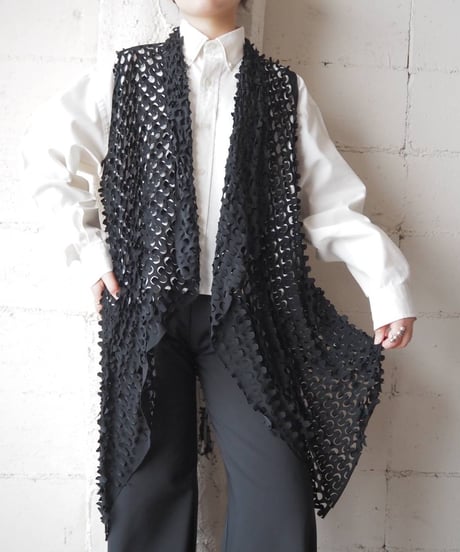 Cutwork Design Vest BK