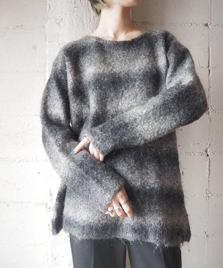 Gradation Border Knit  GRWH