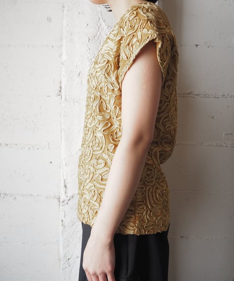 1970's Tape Embroidery French Sleeve Tops YE