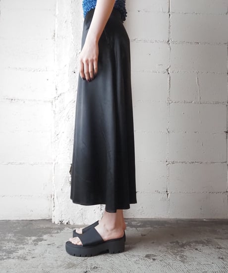 Satin Semi Flared Skirt BK