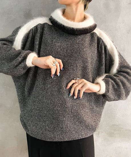 Angola Mix Dolman Design Knit BKWH