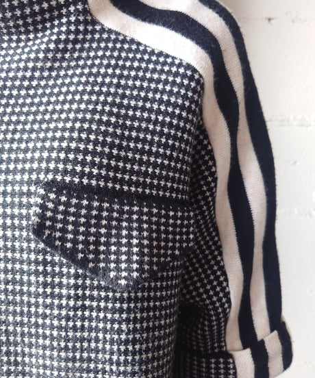 Layered Style Pattern Knit BK WH