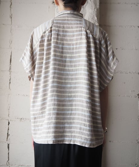 Round Collar Stripe Blouse BE