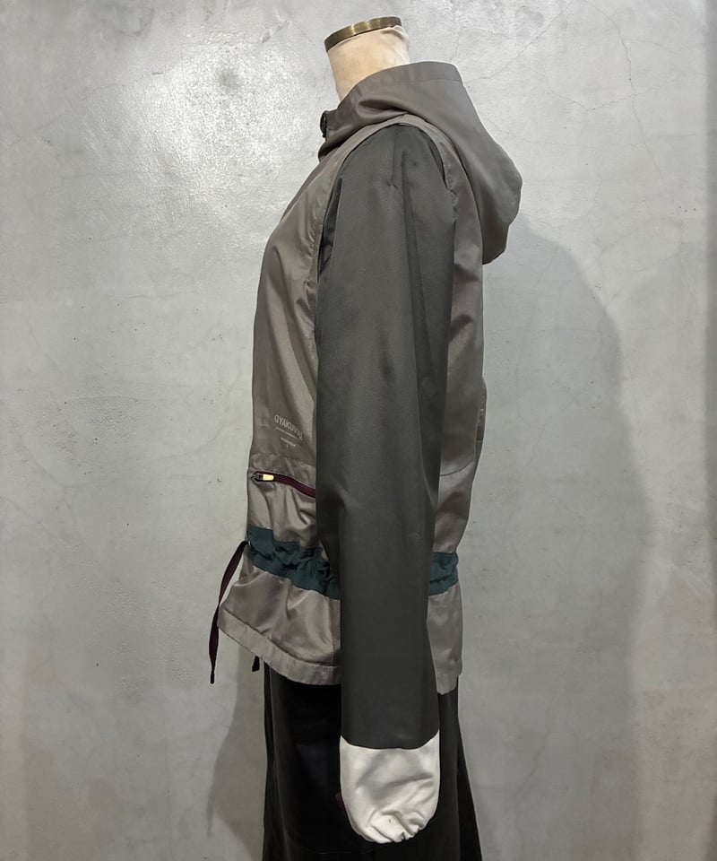 GYAKUSOU NIKE UNDERCOVER Removal Sleeve Zipup J