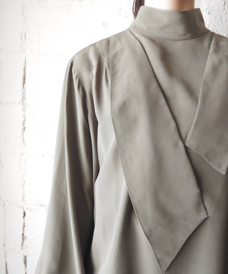 Volume Sleeve Design Blouse KA