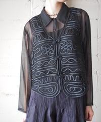 Coad Embroidery Chinese Button Vest BK