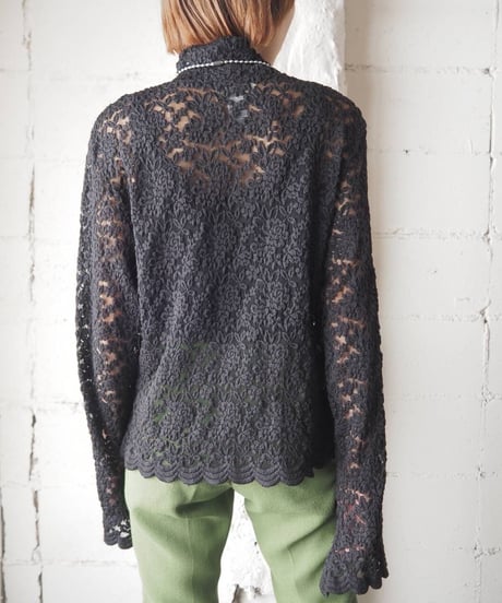 Mock Neck Flower Lace Cutsewn BK