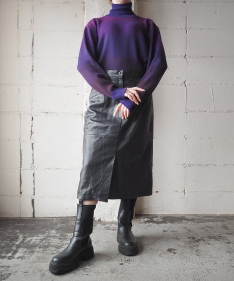 Gradation Color Turtle Neck Sweater PUR