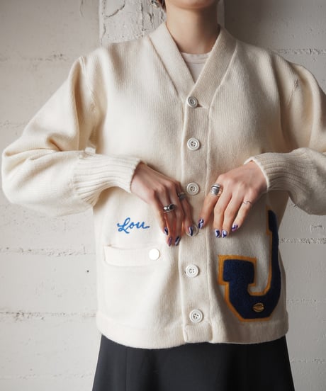 Lettered Cardigan IVBL