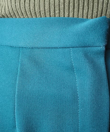 Center Pressed Flared Pants GN