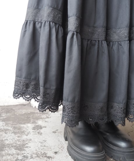 1970〜80's Tyrolean Tiered Skirt BK