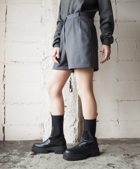Double Tuck Short Pants GR