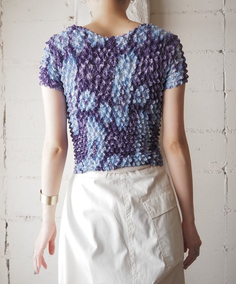 Pattern popcorn Tops PUR