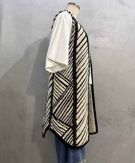 Pattern Gobelin Vest IV BK