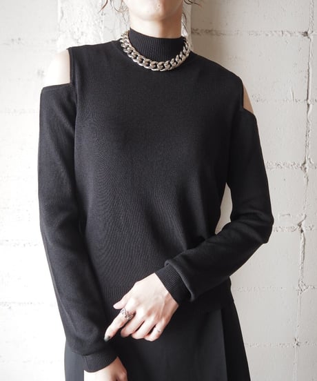 Shoulder Cutout MockNeck Knit BK