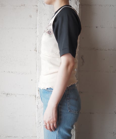 Flower Embroidery Camisole PIBE