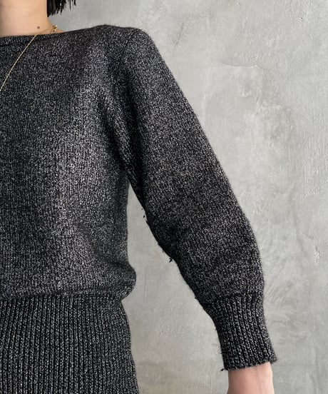 Volume Sleeve Shiny Knit SVBK