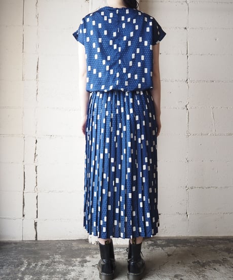 1980's Square Pattern Pleated Dress BL