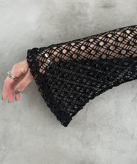 Mesh Cuff Flared Blouse BK