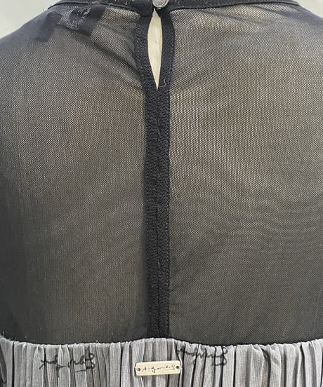 Andy Warhol Autograph Pattern Sheer × Pleats Tops BKGR