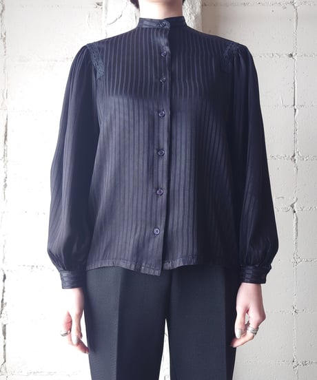 Shadow Stripe Volume Sleeve Blouse BK