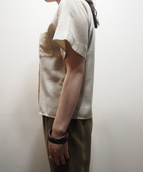 Bicolor Collarless Blouse IVYE