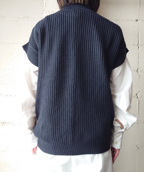 French Sleeve Cotton Knit Vest BK