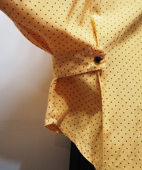 Dot Pattern Design Blouse OR BK