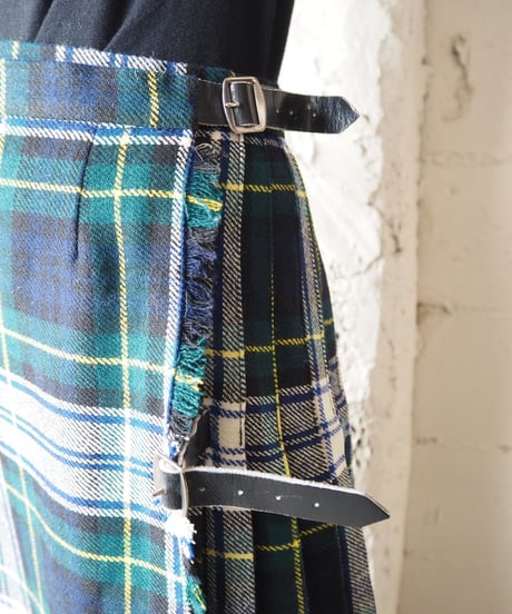 Plaid Back Pleated Wrap Skirt NVGN