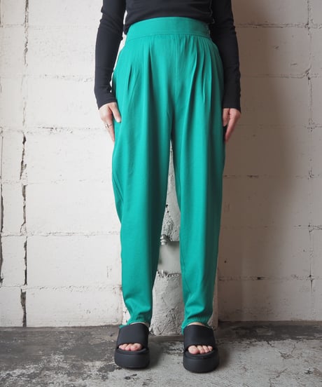 Tuck Trenka Pants GN