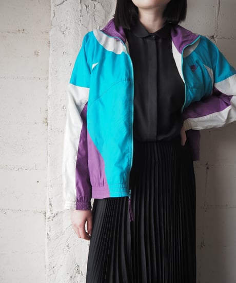 NIKE Stand Collar Nylon Jacket PUR WH GN