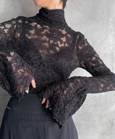 Flared Sleeve Lace Cutsewn BK