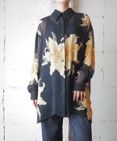 L/S Flower Pattern Sheer Shirt BK YE