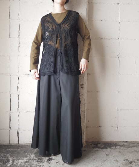Tape Embroidery Sheer Vest BK