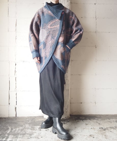 Design Neck Pattern Cardigan GRPI