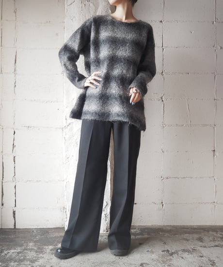 Gradation Border Knit  GRWH