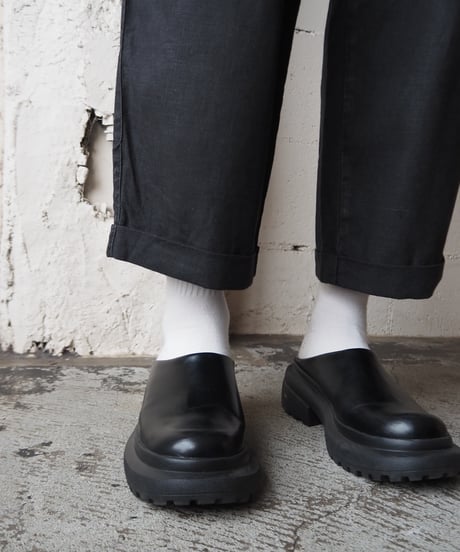 Linen Tuck Pants BK
