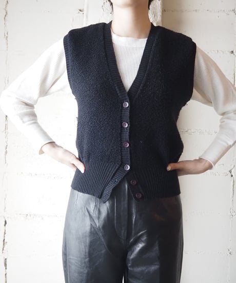 Front Button Knit Vest BK