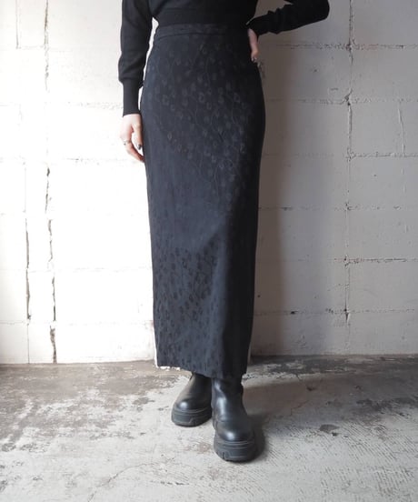 Shadow Flower Pattern Tight Skirt BK