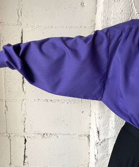 Volume Sleeve Blouse PUR