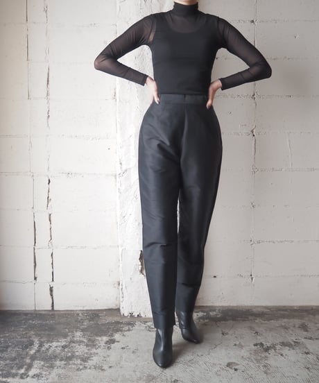 Mockneck Sheer Cutsewn BK