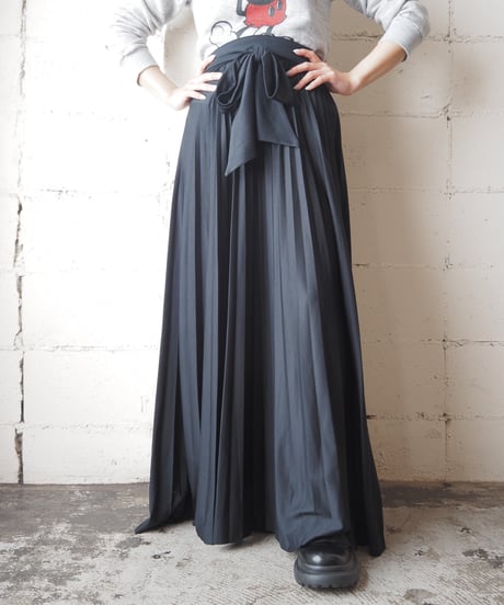 Belted Accordion Pleated Skirt BK