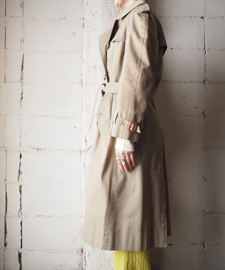 Burberrys' Trench Coat BE