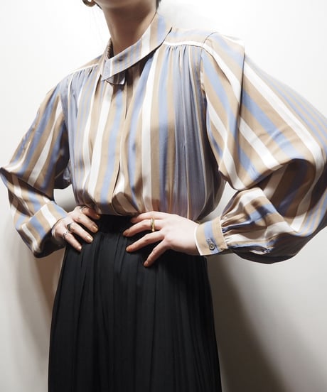 Turnover Collar Stripe Blouse BRBL