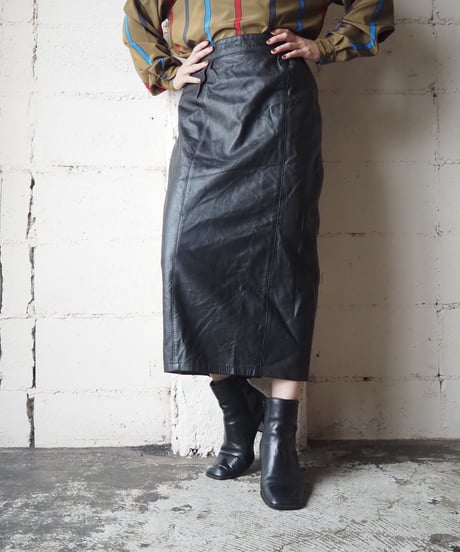 Pleated Leather Tight Skirt BK