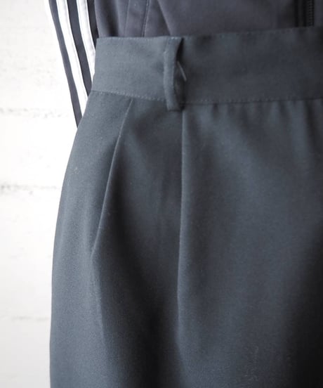 Tuck Tight Skirt BK
