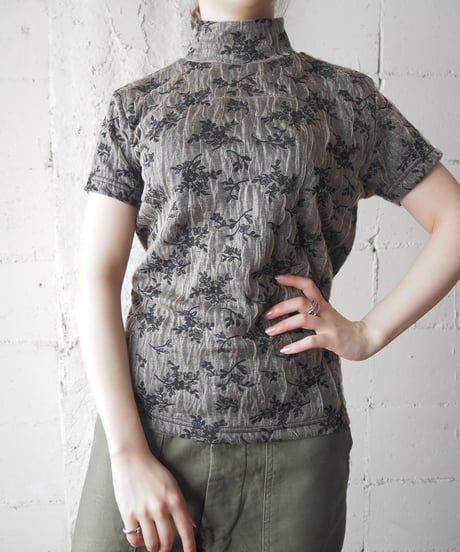 S/S Flower Pattern Mock Neck Tops GRBK