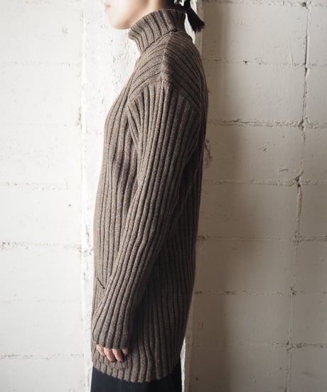 Long Turtle Neck Knit BR