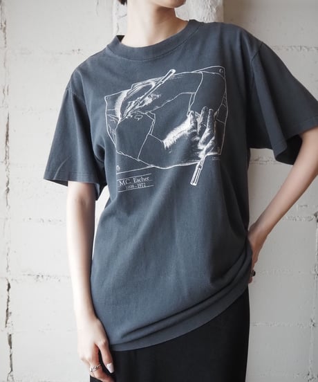 1990's M.C. ESCHER Drawing Hands Print Tee BK