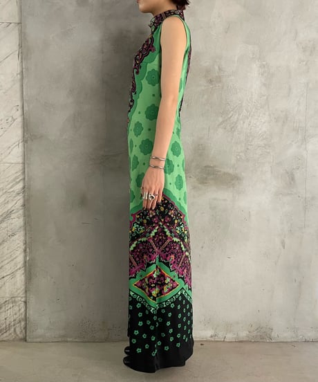 Psychedelic Pattern Mock Neck Dress GNBK
